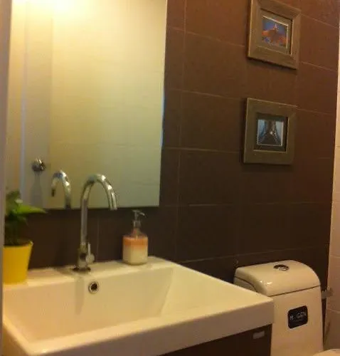 Urban Golf Club Rama 9 - Airport Link Guest house