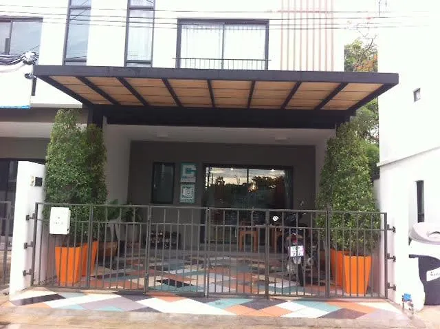 Guest house Urban Golf Club Rama 9 - Airport Link *